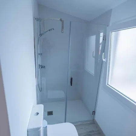 Cerca De La Playa Santa Cruz De Bezana