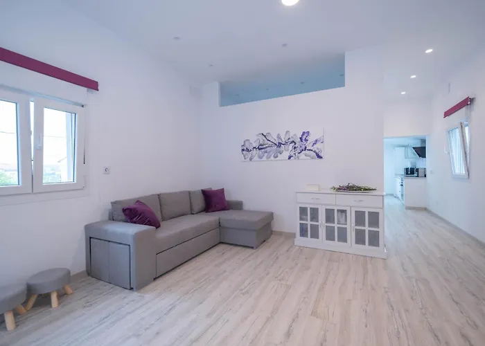 Cerca De La Playa * Santa Cruz De Bezana