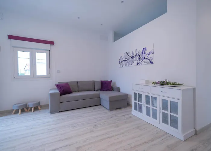 Cerca De La Playa * Santa Cruz De Bezana