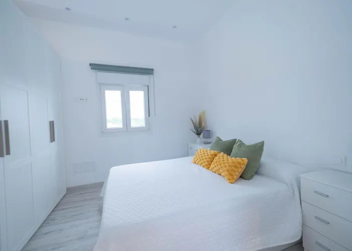 Cerca De La Playa * Santa Cruz De Bezana