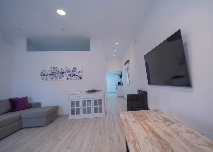 Cerca De La Playa * Santa Cruz De Bezana